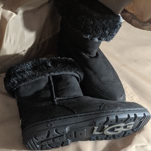 Women’s Black Ugg Boots Sporty Rubber Soles